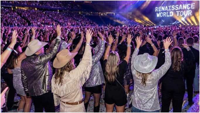 What Outfit Details Should You Consider Before Going to the Show?