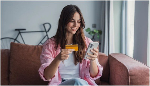 Advantages of Offering Prepaid Employee Gift Cards