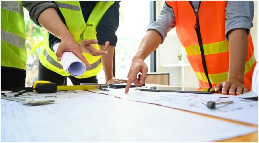 Essential Gear That Drives Success: Must-Have Equipment for Small Construction Companies